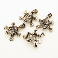 Brass Pendant,Rhinestone,Ghost head,Plating white K Gold,Black,17*17mm,Hole:3*5mm,about 2.0g/pc,5 pcs/package,XFPC00552aahl-L003