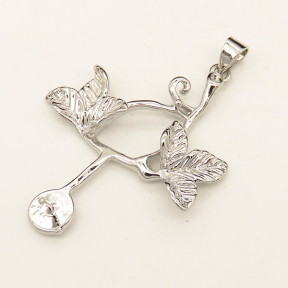 Brass Pendant,Leaves,Plating White K Gold,28*39mm,Needle:1mm,Hole:3mm,about 2.7g/pc,10 pcs/package,XFPC00653hlbb-L003