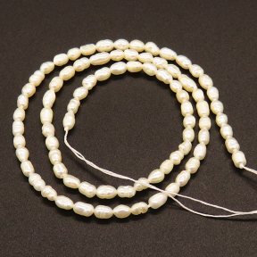 Natural Freshwater Pearl Beads,Grade AB,Rice beads,Thread,White,3~3.5mm,Hole:0.5mm,about 81pcs/strand,about 5g/strand,1 strand/package,14"(36cm),XBSP01128bbov-L019