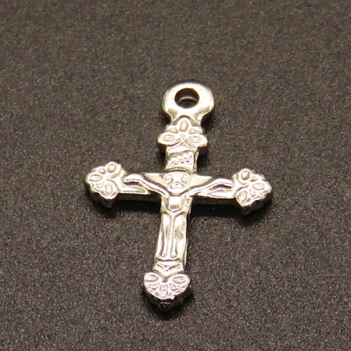 304 Stainless Steel Pendants,for Easter,Crucifix Cross,True color,20x14mm,Hole:1.5mm,about 0.9g/pc,50 pcs/package,XFPC02233aaha-611