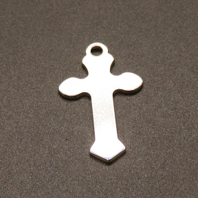 304 Stainless Steel Pendants,Cross,True color,29x17mm,Hole:2mm,about 1.7g/pc,100 pcs/package,XFPC02281vabil-611