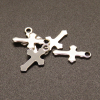 304 Stainless Steel Pendants,Cross,True color,12x7mm,Hole:1mm,about 0.2g/pc,100 pcs/package,XFPC02287vabhb-611