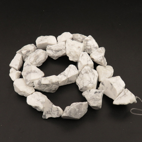 Natural Howlite,Irregular,White,12x15x17mm,Hole:1.5mm,about 26pcs/strand,about 102.9g/strand,1 strand/package,15"(38cm),XBGB04368vhmv-L001
