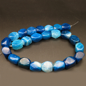 Natural Agate,Triangular Faceted Square,Dyed,Royal Blue,11x16~11x17mm,Hole:1.5mm,about 24pcs/strand,about 102g/strand,1 strand/package,15"(38cm),XBGB04426vhov-L001