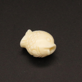 Resin Beads,Fish,Cream color,9x14mm,Hole:2mm,about 1.1g/pc,1pc/package,XBR00005amaa-L001