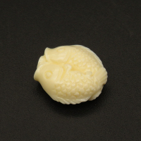 Resin Beads,Fish,Cream color,6x15mm,Hole:1mm,about 0.9g/pc,1pc/package,XBR00007albv-L001