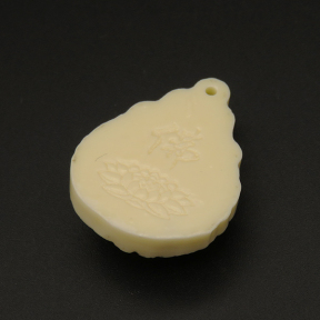 Resin Pendants,Single side,Buddha image,Cream color,13x38x44mm,Hole:2mm,about 18.8g/pc,1pc/package,XBR00039bbml-L001