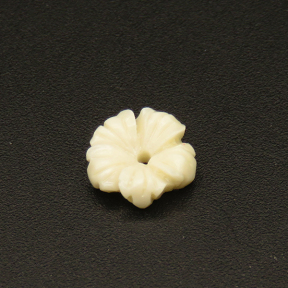 Resin Beads,Flower,Cream color,3x9mm,Hole:1mm,about 0.2g/pc,1pc/package,XBR00348bkab-L001