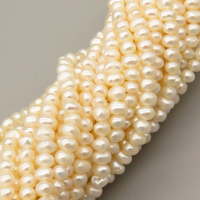 Natural Cultured Freshwater Pearl Beads Strands,Punch,Off White,4mm-5mm,Hole:1mm,about 102 pcs/strand,about 15 g/strand,1 strand/package,14.96"(38cm),XBSP01508ahlv-L020,7685