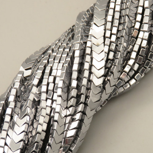 Non-magnetic Synthetic Hematite Beads Strands,Small V,Plating,Silver Grey,2.5x6x6mm,Hole:1mm,about 103 pcs/strand,about 24 g/strand,5 strands/package,14.96"38,XBGB07622vbmb-L020