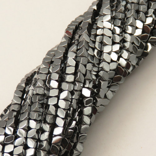 Non-magnetic Synthetic Hematite Beads Strands,Diagonally Cut Square,Dark Grey,3x3mm,Hole:1mm,about 126 pcs/strand,about 18 g/strand,5 strands/package,14.96"(38mm),XBGB07670ablb-L020