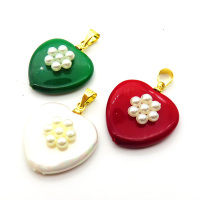 Brass Shell Beads Pendants,with Plastic Imitation Pearls,Heart,Flower,Plated Gold,Mixed Color,20mm,Hole:2mm,about 2.6g/pc,5 pcs/package,XFPC05795aajl-L024