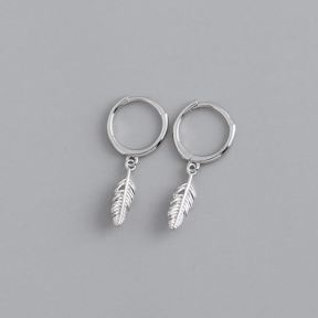 925 Silver Earrings    Weight:1.21g  11*24mm  JR1215vhmi-Y10  EH1142