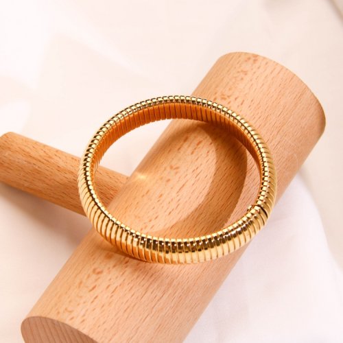 Stainless Steel Bangle  Handmade Polished  Ring Texture  PVD Vacuum Plating Gold  Weight:25.6g  Inner:60x12mm  GEB000193aivb-066
