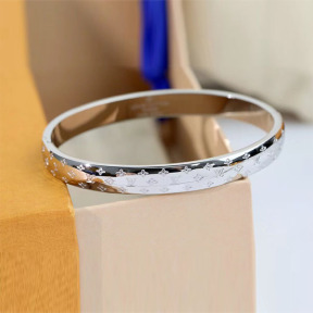 LV  Bangles  PZ0140907biib-322