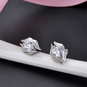 925 Silver Earrings  Weight:1.1g  E:9.5*6.4mm  Main Stone:3.5mm  JE1561vhkn-M112  YJ00839