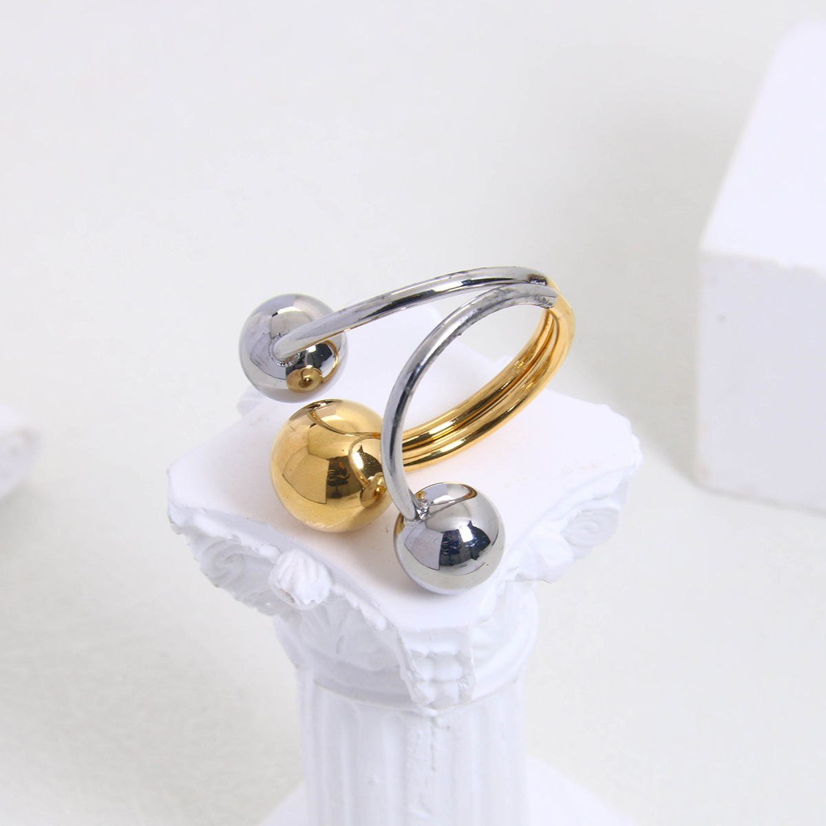 Stainless Steel Ring Handmade Polished Round Ball PVD Vacuum