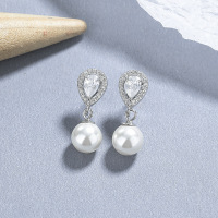 925 Silver Earrings  WT:3g  23mm
Pearl:8mm  JE5156vhpi-Y06  A-70-01