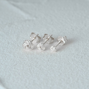 925 Silver Earrings  WT:0.7g  2.86mm
3.68mm
4.7mm  JE5306bhjp-Y30  60238947077