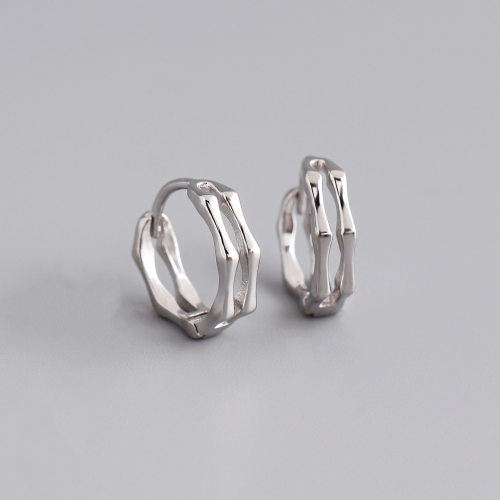 JE5974vhom-Y10  925 Silver Earrings  WT:1.5g  12.3*3.4mm  EH1512