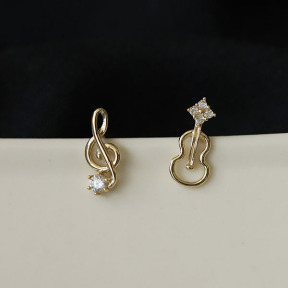 JE3879vhha-Y16  925 Silver Earrings