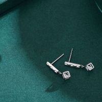 JE1325aimi-Y11  925 Silver Earrings  WT:1.26g  1.7*18mm