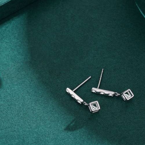 JE1325aimi-Y11  925 Silver Earrings  WT:1.26g  1.7*18mm