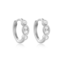 JE6247vila-Y30  925 Silver Earrings  WT:1.28g  8.7*11.3mm