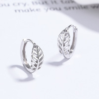 JE6629bihm-Y06  925 Silver Earrings  WT:1.7g  12.5*13.6mm