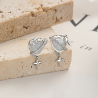 JE6873vhnm-Y06  925 Silver Earrings  WT:1.55g  15*7.7mm