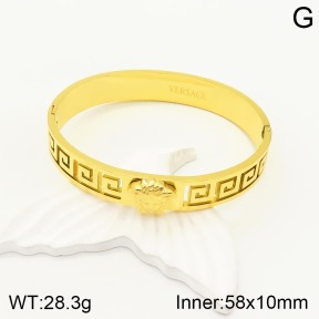 PZ1756987vhkb-377  Versace  Bangles