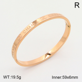 PZ1757209bbov-317  Chanel  Bangle