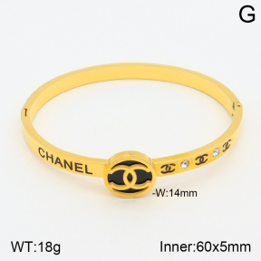 PZ1757336bhia-377  Chanel  Bangles