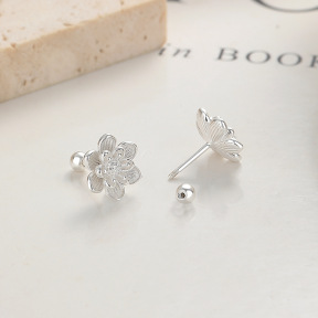 JE7036aikm-Y06  925 Silver Earrings  WT:1.95g  10mm  A-82-04