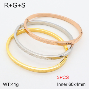 PZ1757610aija-603  Gucci  Bangles