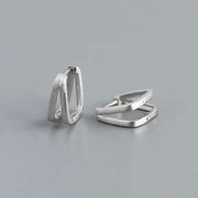 JE7786ajio-Y10  925 Silver Earrings  WT:2.25g  12.6*11.8mm  EH1616