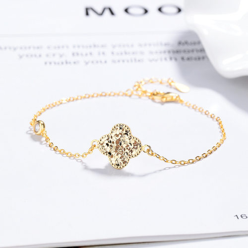 JB7936aipo-Y06  925 Silver Bracelet  WT:2.1g  P:12.9*12.4mm L:16.5+3cm    D-09-15