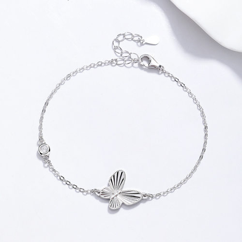 JB7945ajil-Y06  925 Silver Bracelet  WT:2.2g  L:16.5+3cm P:12.6*13mm  D-09-8
