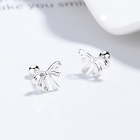 JE7913vhlo-Y06  925 Silver Earrings  WT:0.81g  E:6.5*9.2mm  A-90-04