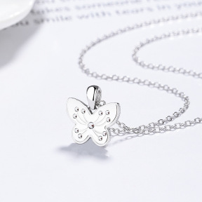 JN7932ajpo-Y06  925 Silver Necklace  WT:2.75g  P:10.2*12.9mm L:40+5cm    C-10-4