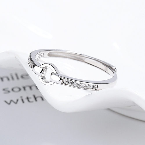 JR7949bihm-Y06  925 Silver Ring  WT:1.38g  R:20.2mm  B-03-18