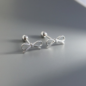 JP8206vhmn-Y10  925 Silver Body Jewelry  WT:0.7g  4.6*10.2mm  EH1663