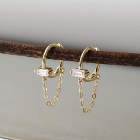 JE8264vivn-Y16  925 Silver Earrings  WT:0.86g  10.5mm  E1517