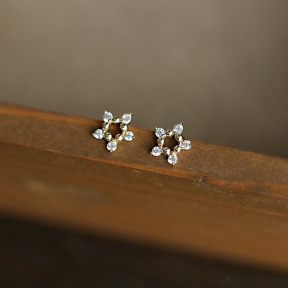 JE8294vhli-Y16  925 Silver Earrings  WT:0.64g  8mm  E1539