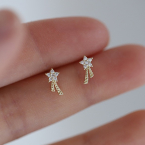 JE8300vhli-Y16  925 Silver Earrings  WT:0.59g  5*9.5mm  E1582