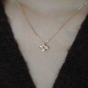 JN8320ailh-Y16  925 Silver Necklace  WT:1.13g  N:1*450mm
P:8mm  N906