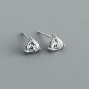 JE8741bhip-Y10  925 Silver Earrings  WT:0.77g  6mm  EH1710