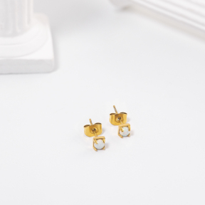 GEE001049vhko-700  Synthetic Opal,Handmade Polished  E:4mm  Stainless Steel Earrings